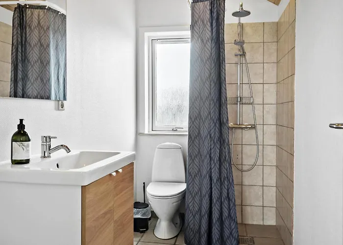 Cozy In Harboore With Kitchen *
