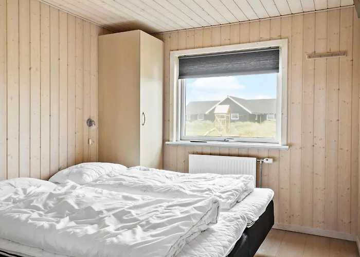 Cozy In Harboore With Kitchen